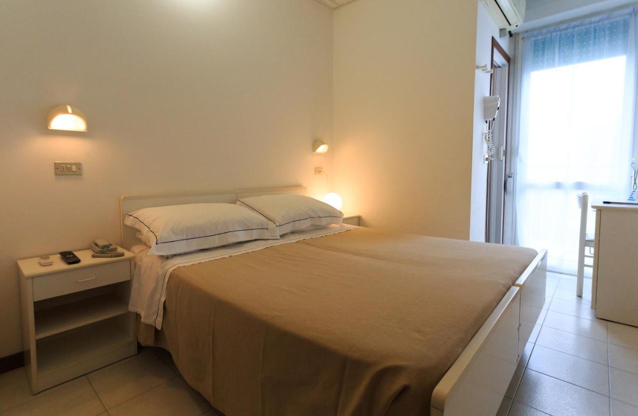 Mini hotel Rimini Exterior photo